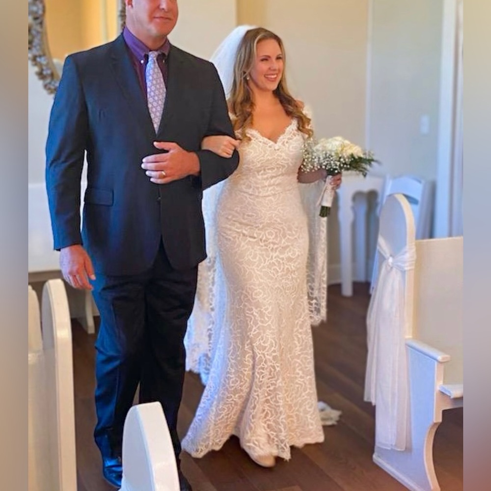 Tadashi Shoji Bridal Dexter Lace Cape Gown in Ivory. Perfect for curvy figure!